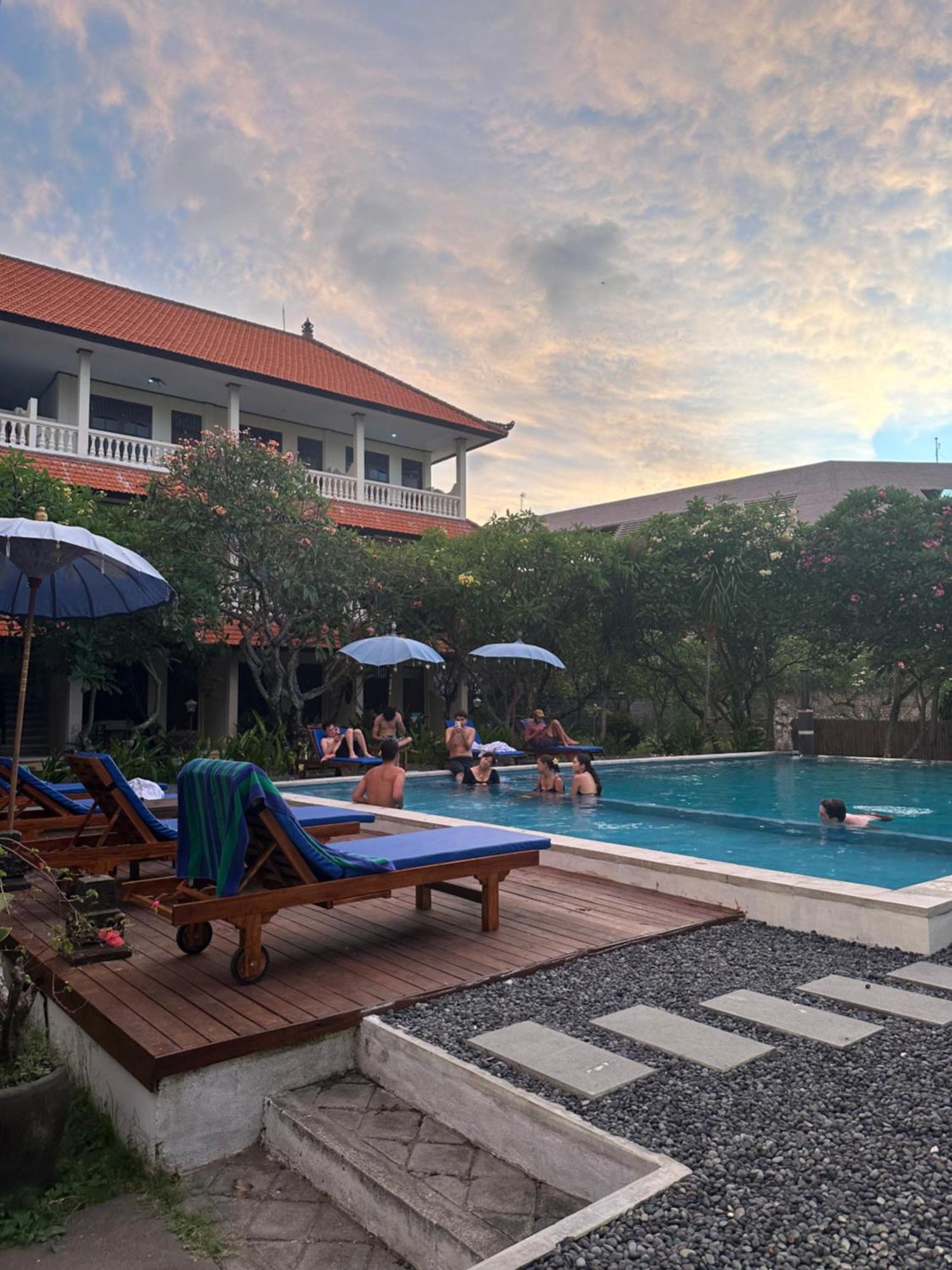 New Mekar Jaya Hotel Legian Eksteriør billede